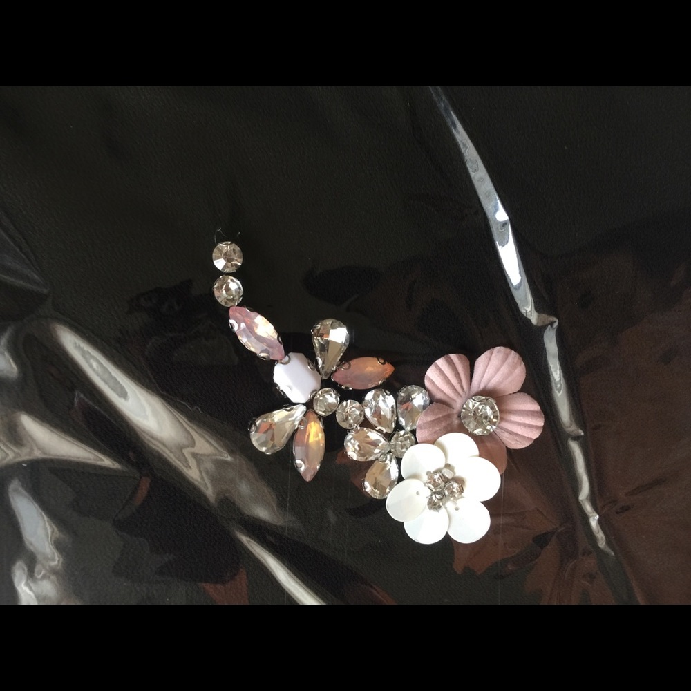 Black hijab Islamic scarf